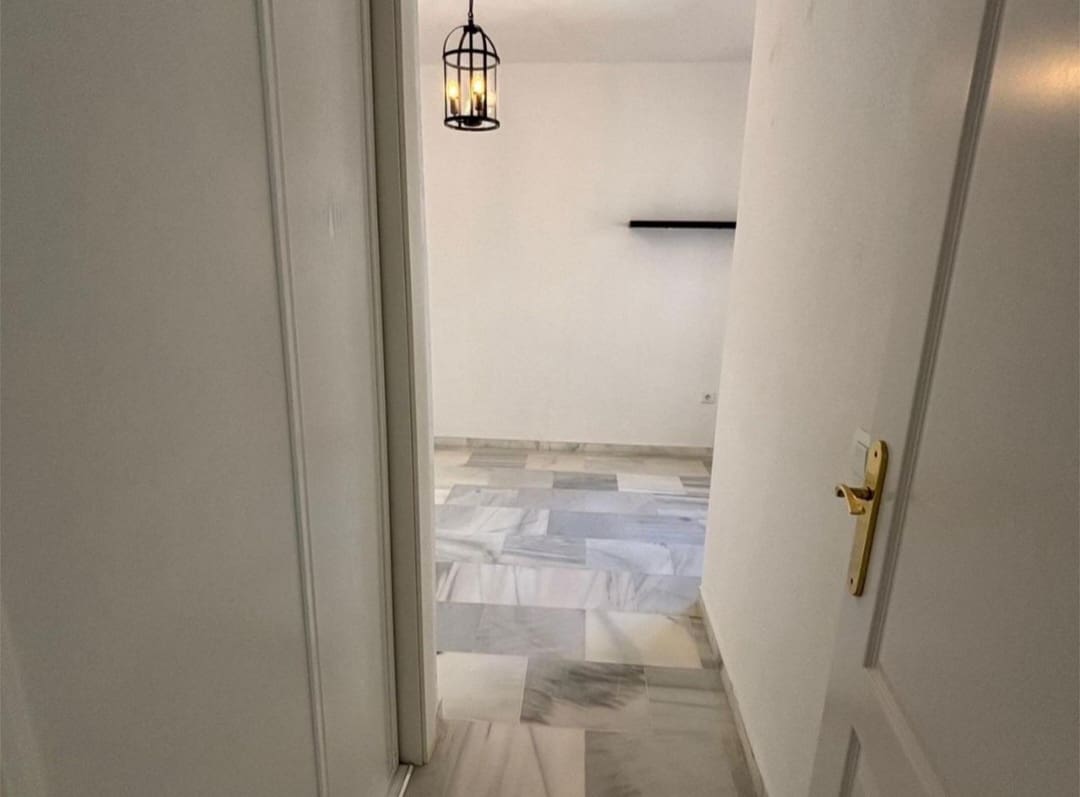 3 bedroom Penthouse for sale in Casares with pool garage - € 299,500 (Ref: 9815590)