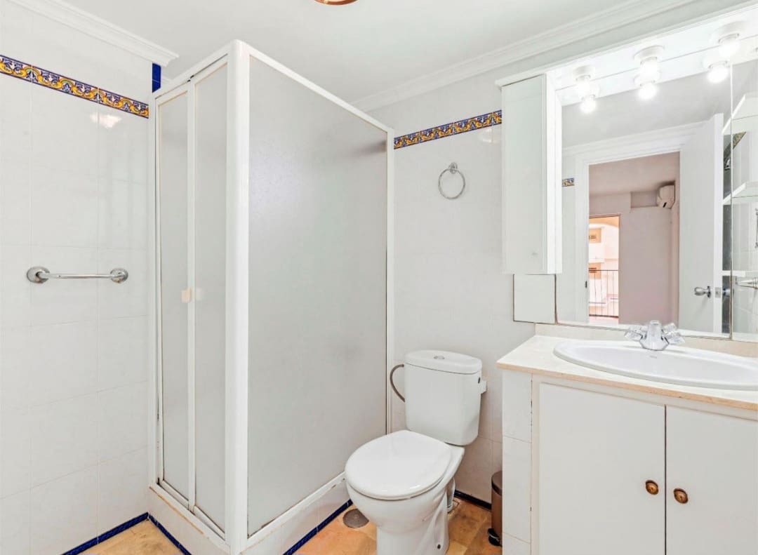 3 slaapkamer Flat te koop in Fuengirola met zwembad - € 469.000 (Ref: 9819943)