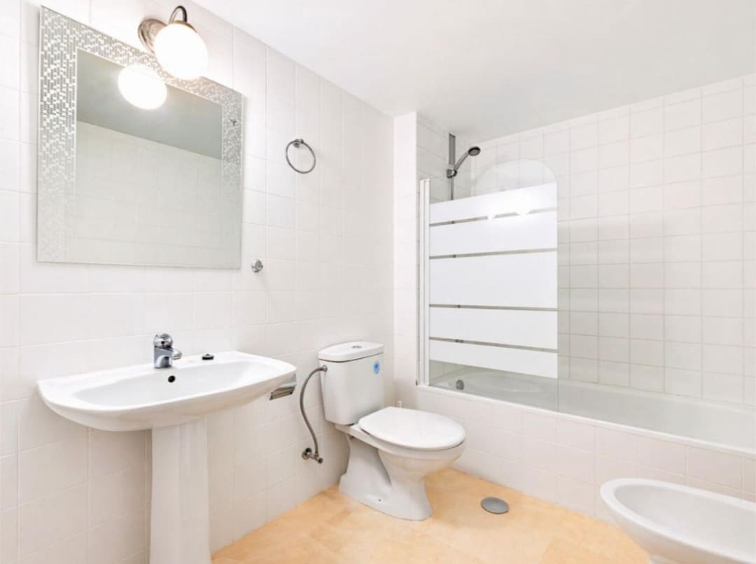 3 slaapkamer Flat te koop in Fuengirola met zwembad - € 469.000 (Ref: 9819943)