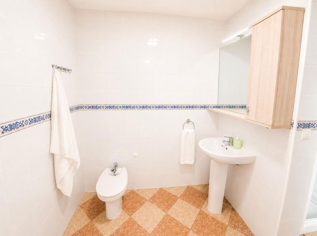 2 bedroom Apartment for rent in Villanueva del Rosario - € 750 (Ref: 9826183)