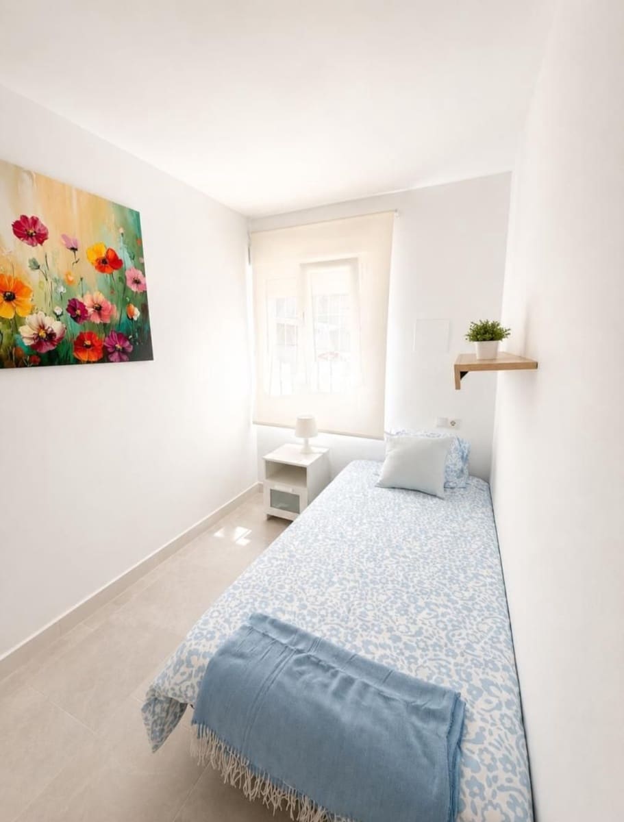2 bedroom Apartment for rent in Villanueva del Rosario - € 750 (Ref: 9826183)
