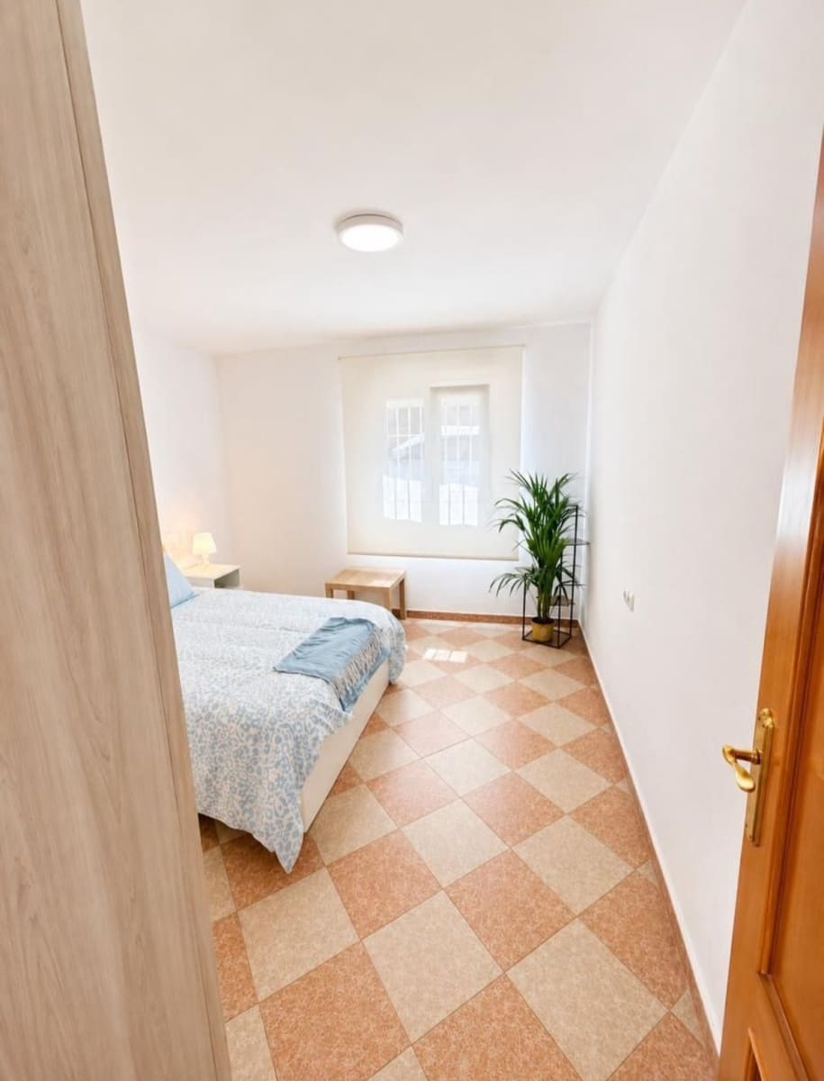 2 bedroom Apartment for rent in Villanueva del Rosario - € 750 (Ref: 9826183)