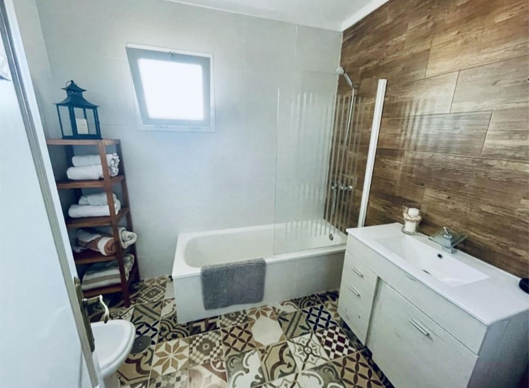 Adosado de 3 habitaciones en Alhaurín de la Torre en venta con piscina - 509.000 € (Ref: 9826184)