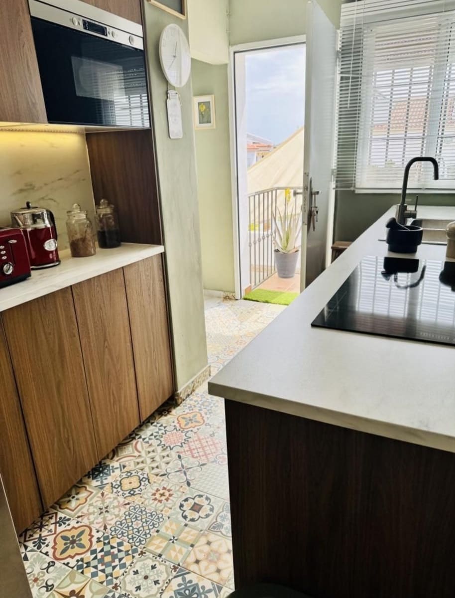 Adosado de 3 habitaciones en Alhaurín de la Torre en venta con piscina - 509.000 € (Ref: 9826184)