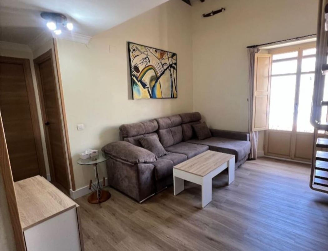 2 makuuhuone Kattohuoneisto vuokrattavana paikassa Malaga kaupunki - 1 800 € (Ref: 9826185)