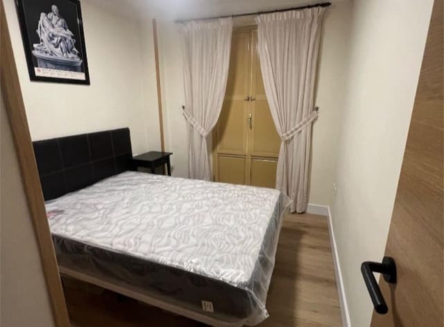 2 makuuhuone Kattohuoneisto vuokrattavana paikassa Centro Historico, Málaga kaupunki - 1 800 € (Ref: 9826185)