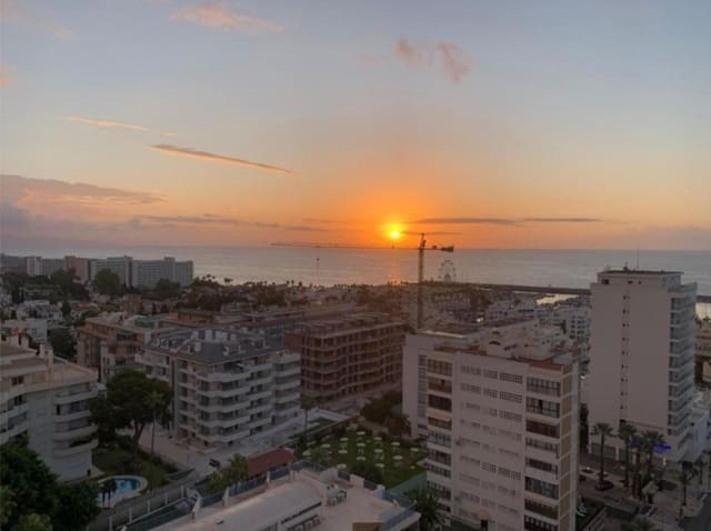 1 soveværelse Strandlejlighed til salg i Benalmádena med swimmingpool garage - € 355.000 (Ref: 9827066)