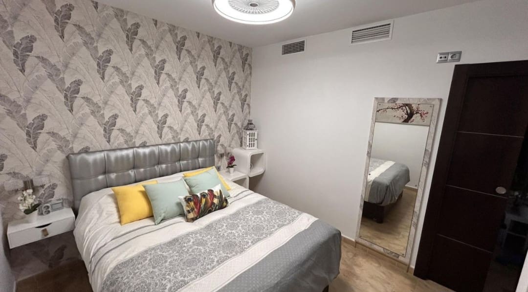 1 soverom Strandleiligheter til leie i Torremolinos - € 1 100 (Ref: 9830739)