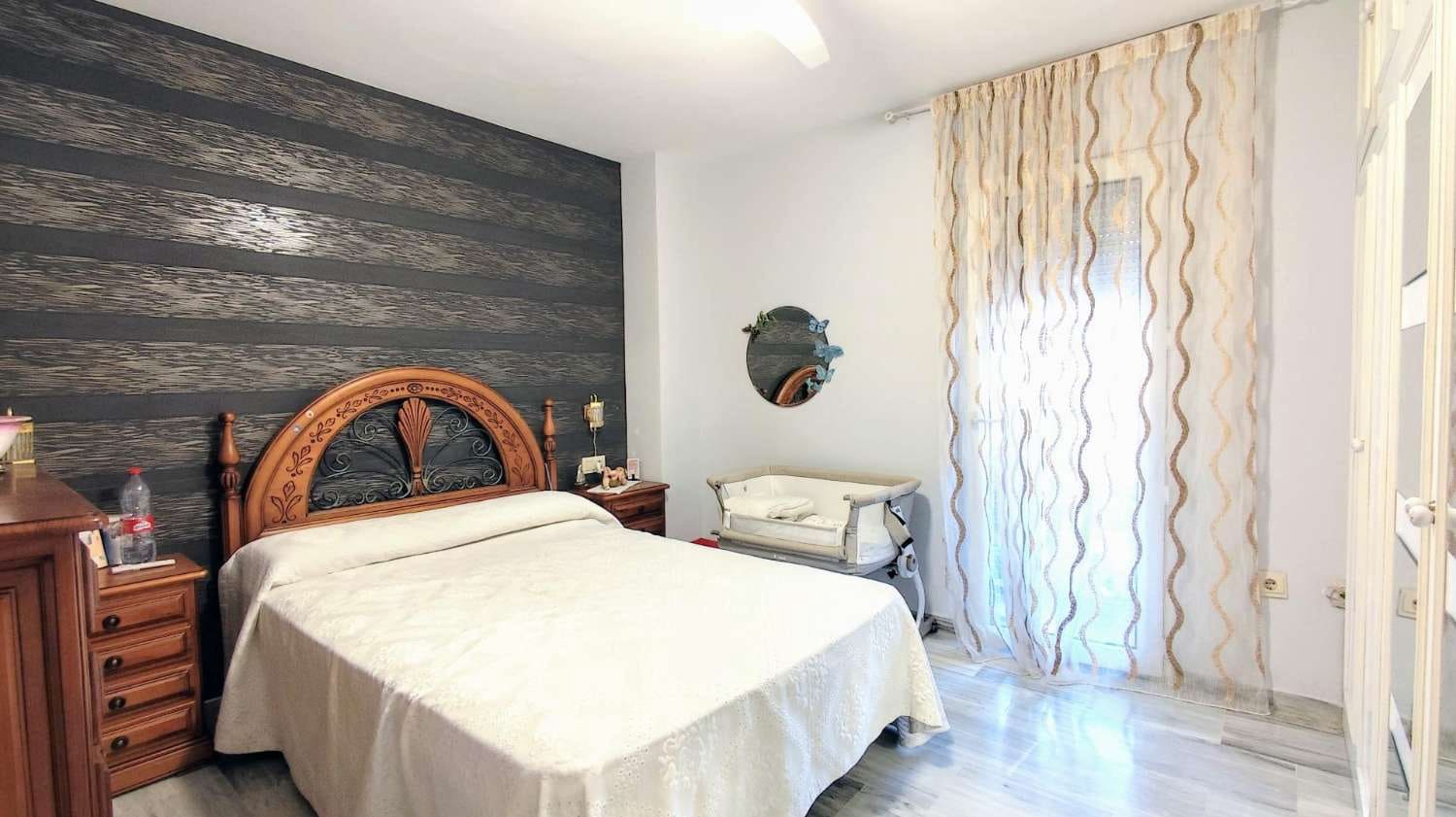3 bedroom Flat for sale in Torremolinos - € 350,000 (Ref: 9835250)