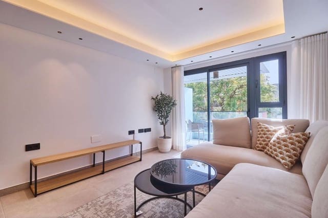 3 bedroom Beach Apartment for sale in Fuengirola - € 450,000 (Ref: 9838924)