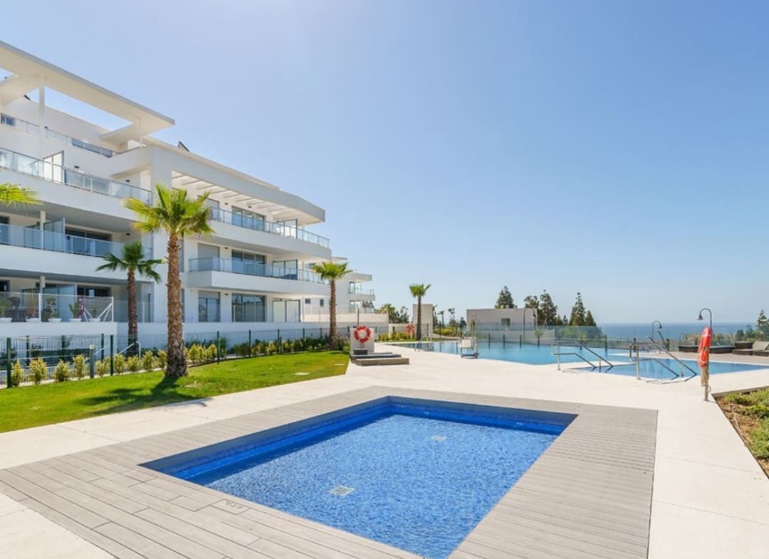 3 sypialnia Mieszkanie na sprzedaż w Mijas z basenem garażem - 609 000 € (Ref: 9838927)