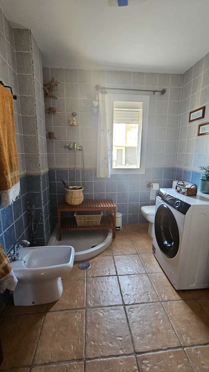 4 bedroom Villa for sale in Alhaurin de la Torre with pool garage - € 720,000 (Ref: 9840084)