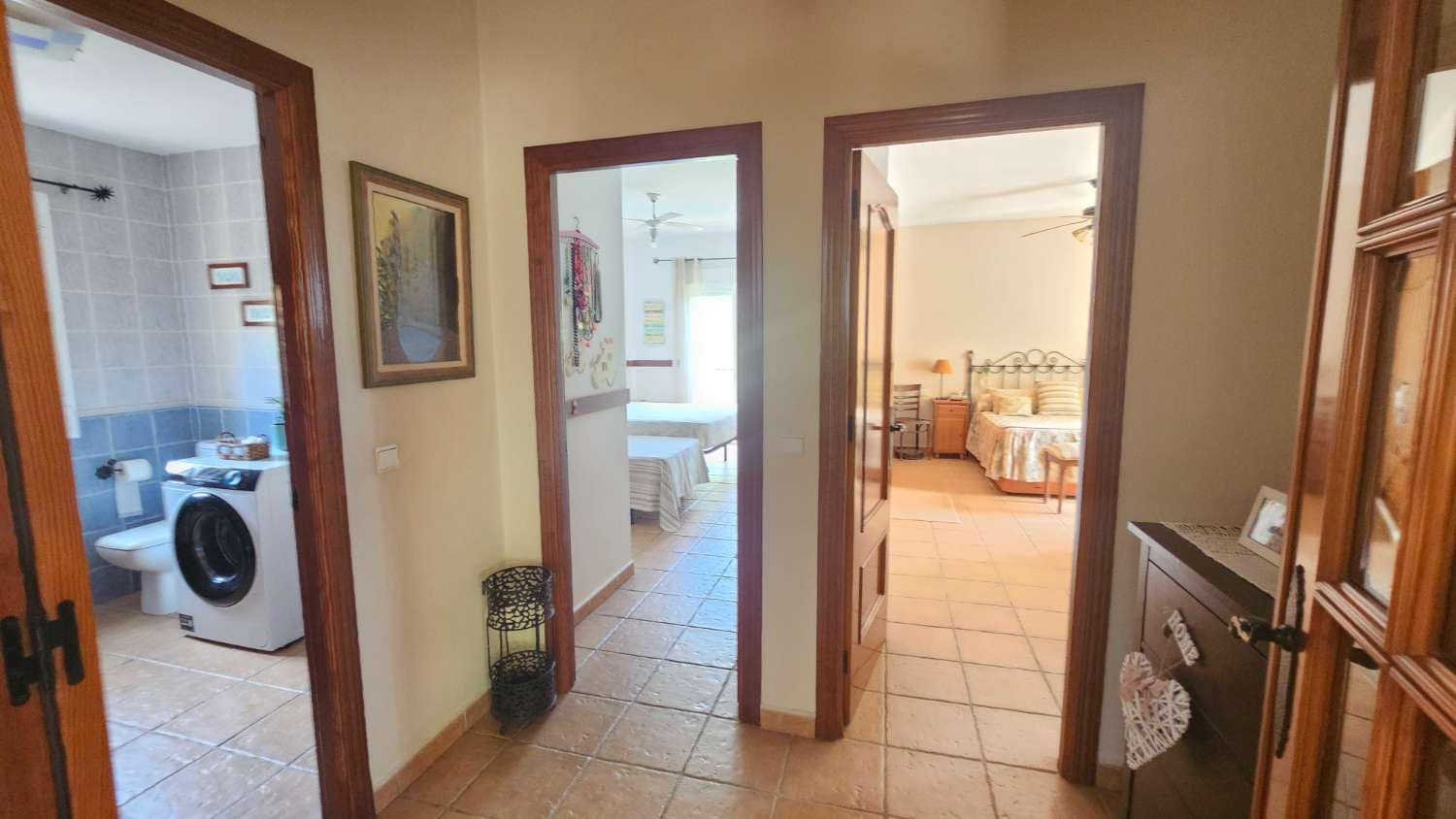 4 bedroom Villa for sale in Alhaurin de la Torre with pool garage - € 720,000 (Ref: 9840084)