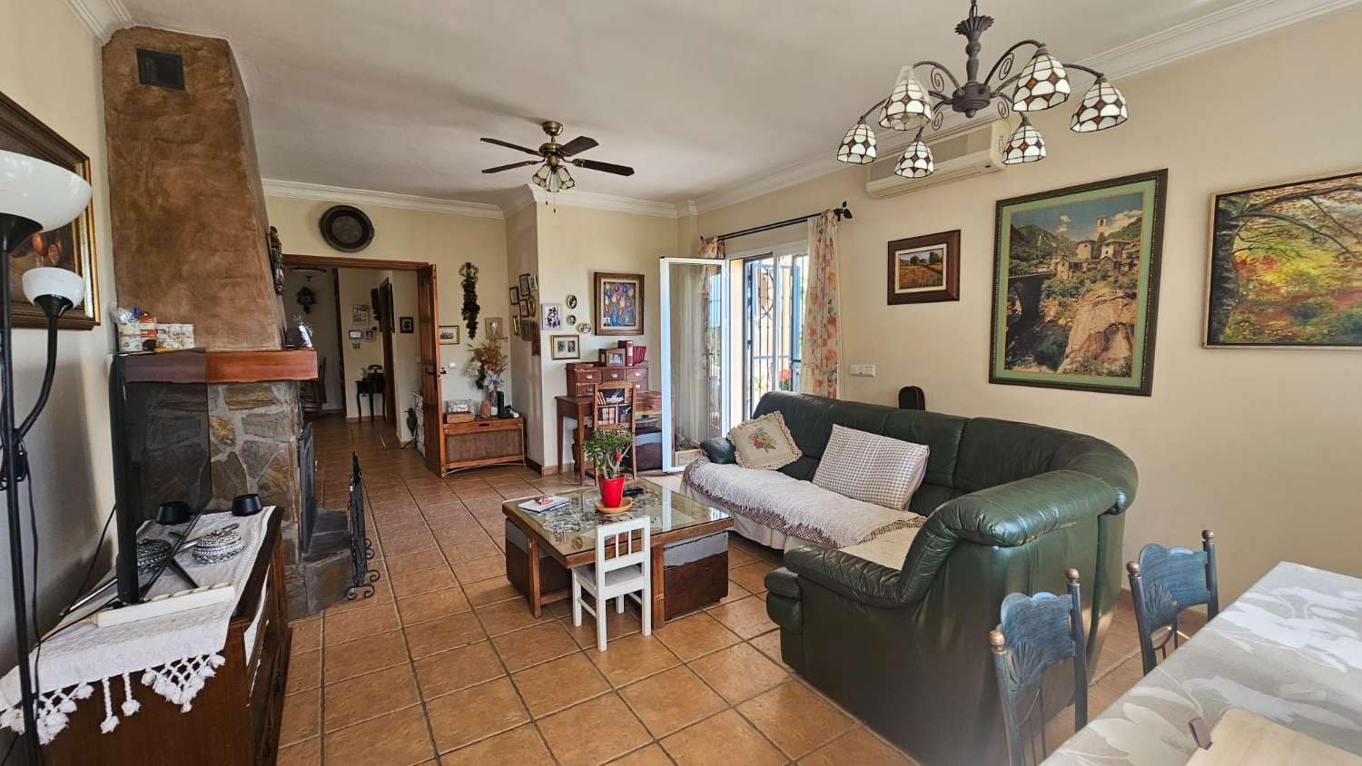 4 bedroom Villa for sale in Alhaurin de la Torre with pool garage - € 720,000 (Ref: 9840084)