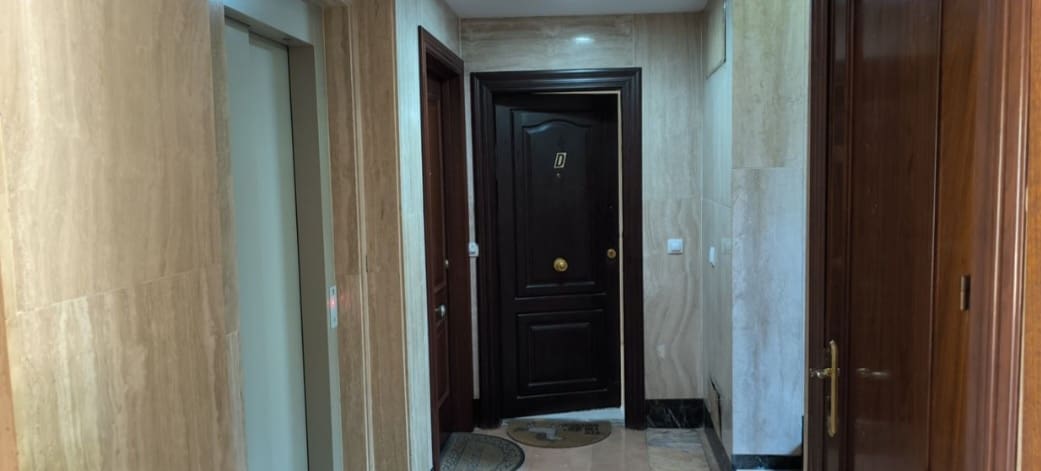 3 chambre Appartement à vendre à Marbella avec piscine - 490 000 € (Ref: 9842151)