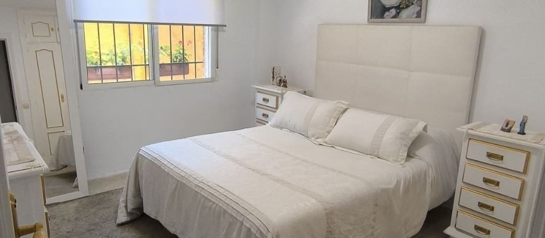 3 chambre Appartement à vendre à Marbella avec piscine - 490 000 € (Ref: 9842151)