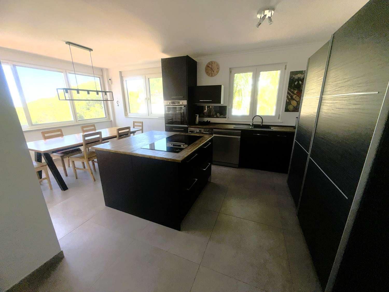 7 sypialnia Willa na sprzedaż w Alhaurin de la Torre z basenem garażem - 770 000 € (Ref: 9844917)