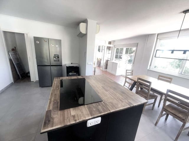 7 sypialnia Willa na sprzedaż w Alhaurín de la Torre z basenem garażem - 770 000 € (Ref: 9844917)