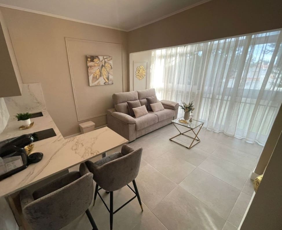 1 bedroom Beach Apartment for sale in Benalmadena with pool garage - € 293,000 (Ref: 9851582)