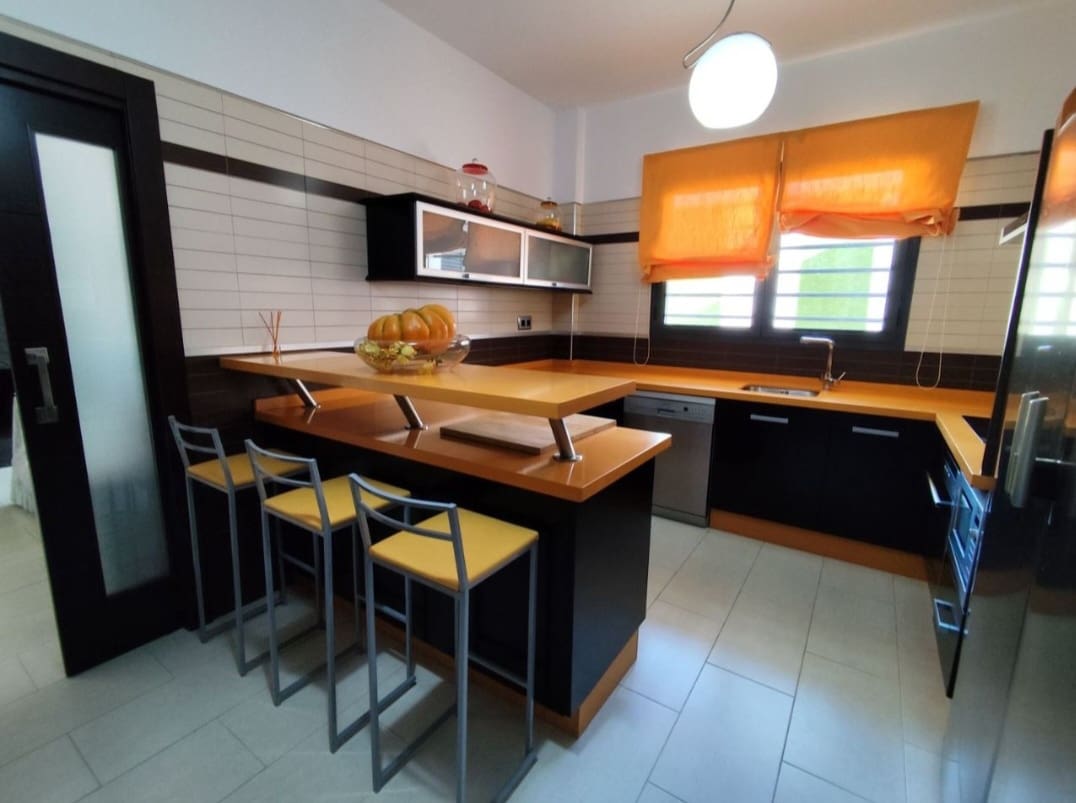 3 Zimmer Reihenhaus zu verkaufen in Alameda mit Garage - 255.000 € (Ref: 9859105)
