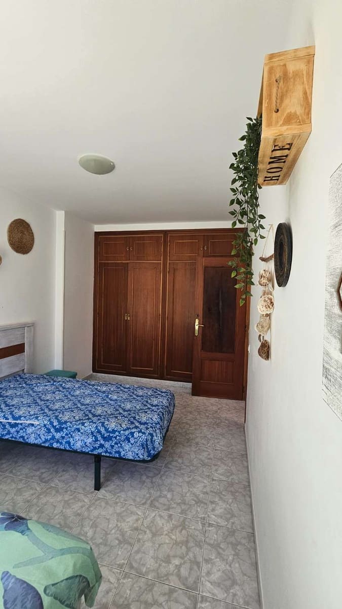 2 bedroom Beach Apartment for rent in Torremolinos - € 1,250 (Ref: 9859106)