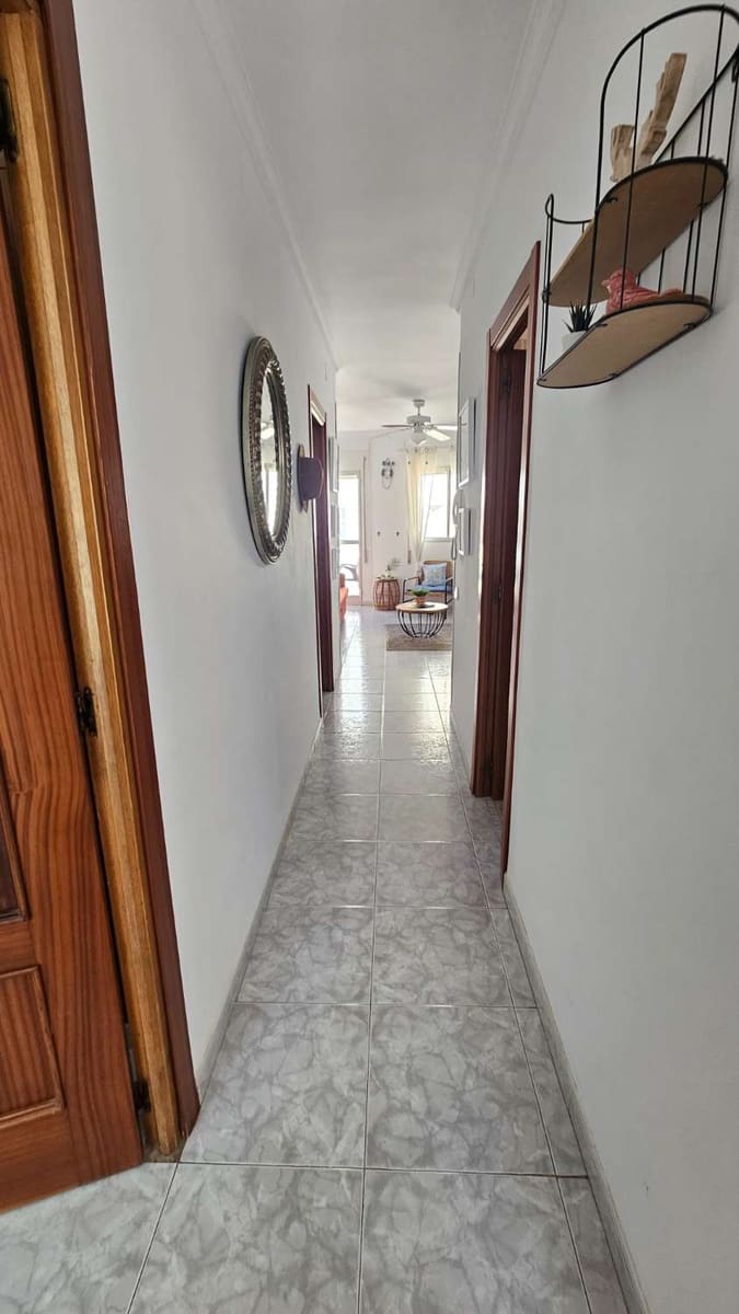 2 bedroom Beach Apartment for rent in Torremolinos - € 1,250 (Ref: 9859106)