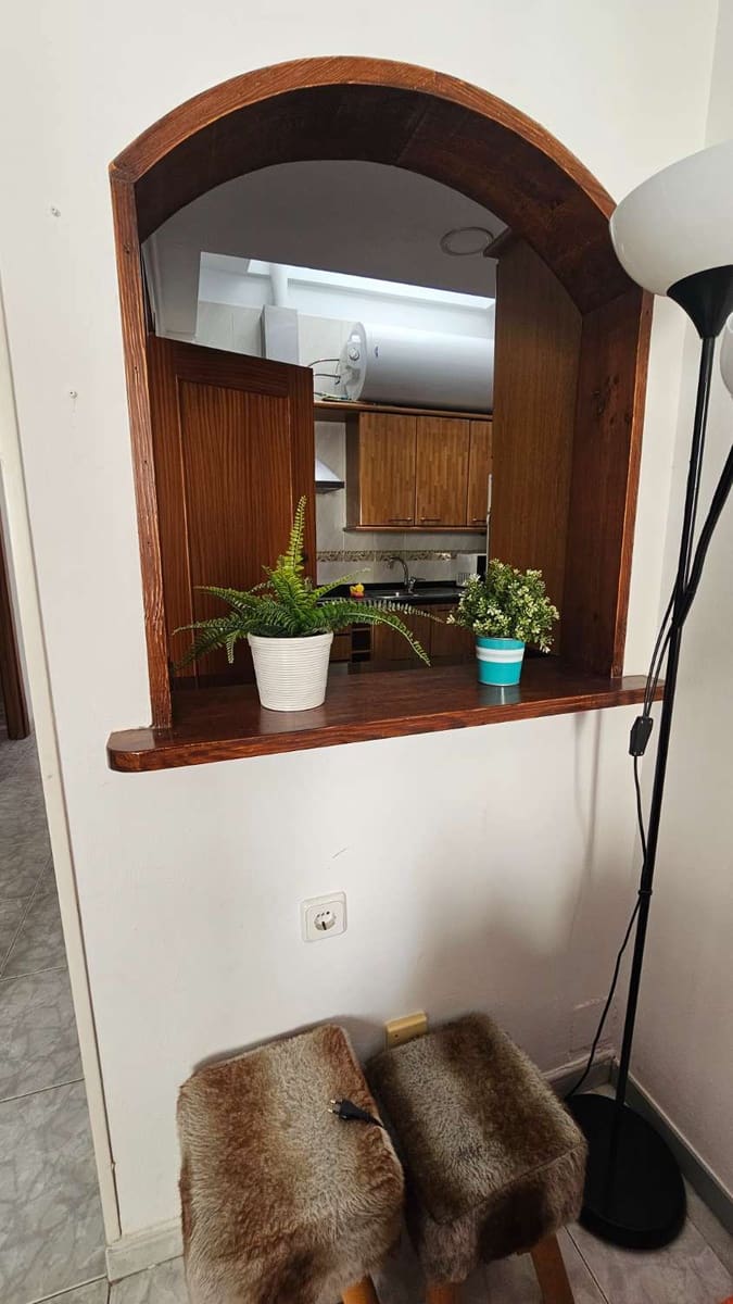 2 bedroom Beach Apartment for rent in Torremolinos - € 1,250 (Ref: 9859106)