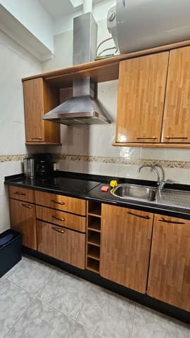 2 makuuhuone Ranta-asunto vuokrattavana paikassa Torremolinos - 1 250 € (Ref: 9859106)