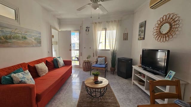 2 makuuhuone Ranta-asunto vuokrattavana paikassa Torremolinos - 1 250 € (Ref: 9859106)