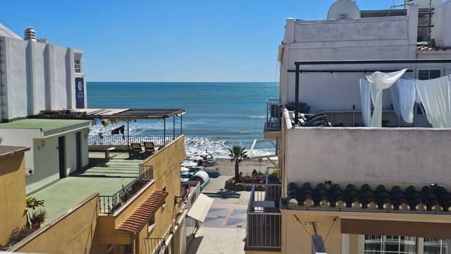 Appartement de Plage de 2 chambres à louer à Torremolinos - 1 250 € (Ref: 9859106)