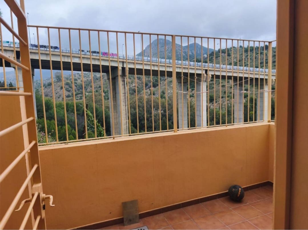Villa/Maison Mitoyenne de 4 chambres à louer à Malaga ville avec garage - 1 990 € (Ref: 9875693)