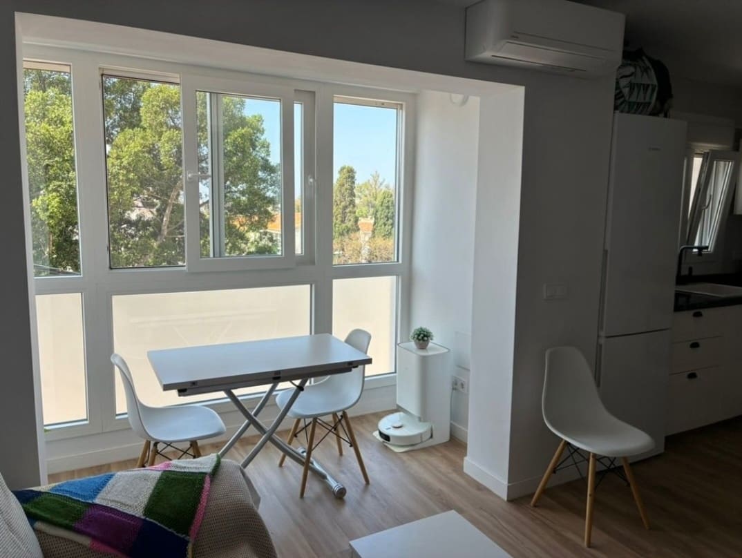 1 bedroom Beach Apartment for sale in Marbella - € 199,000 (Ref: 9880600)