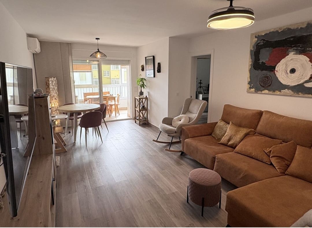 Apartamento Playa de 3 habitaciones en Fuengirola en venta con garaje - 375.000 € (Ref: 9880601)