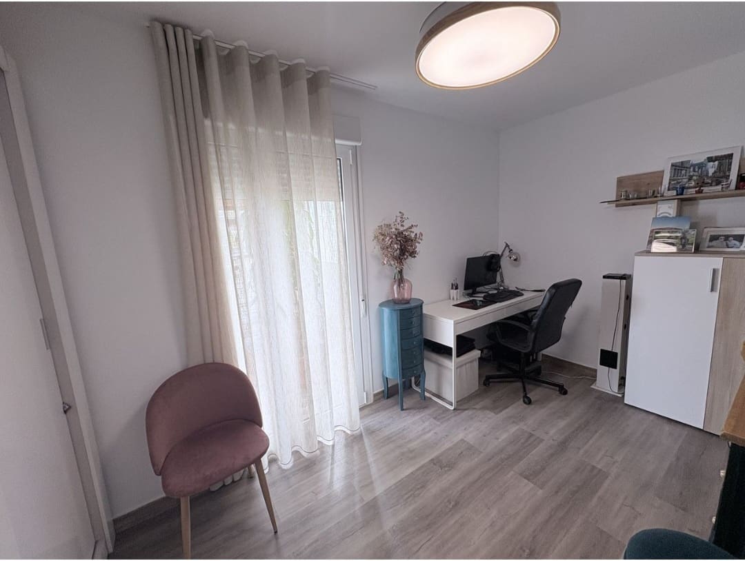 Apartamento Playa de 3 habitaciones en Fuengirola en venta con garaje - 375.000 € (Ref: 9880601)