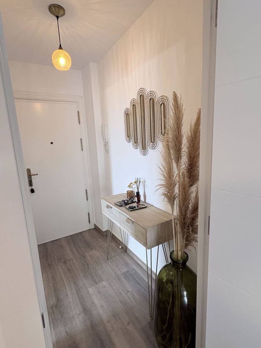 Apartamento Playa de 3 habitaciones en Fuengirola en venta con garaje - 375.000 € (Ref: 9880601)