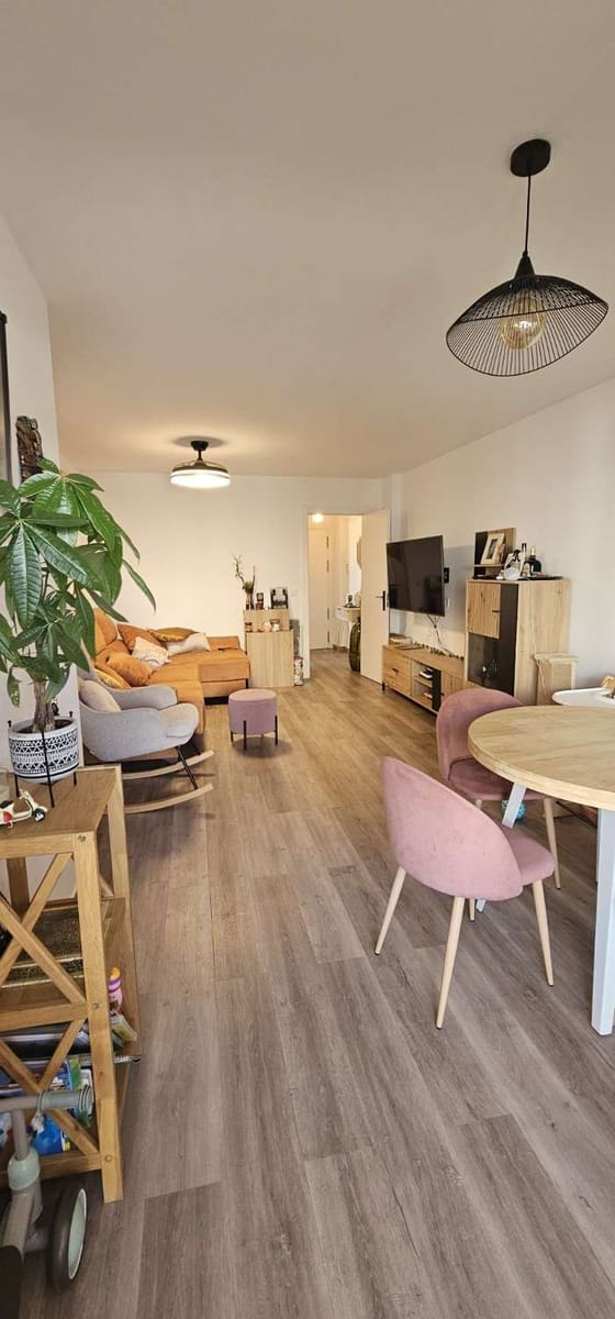 3 bedroom Beach Apartment for sale in Fuengirola with garage - € 360,000 (Ref: 9880601)