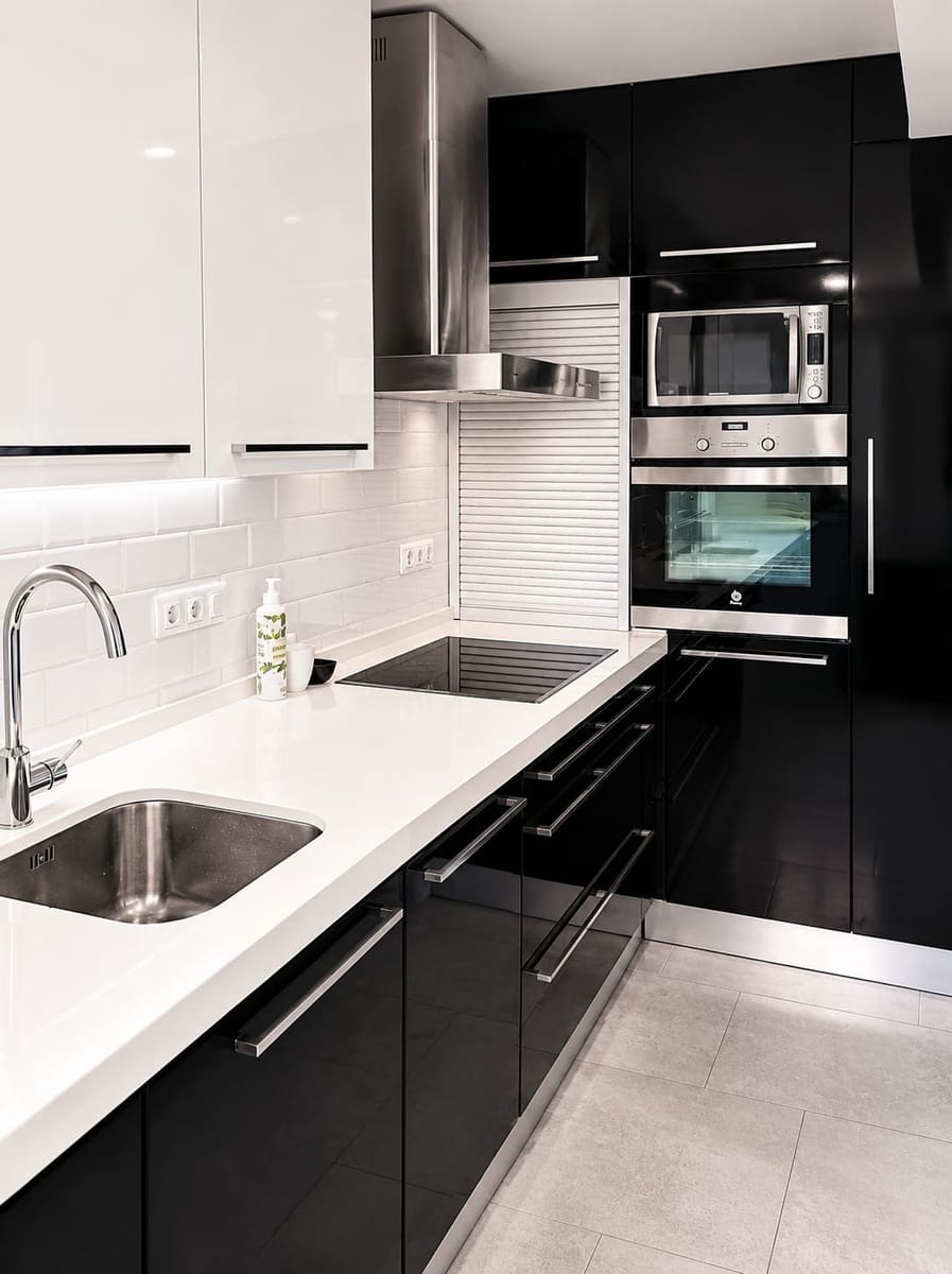 Piso de 3 habitaciones en Málaga ciudad en venta - 396.000 € (Ref: 9880602)