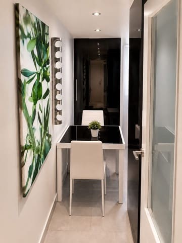 Piso de 3 habitaciones en Málaga ciudad en venta - 396.000 € (Ref: 9880602)