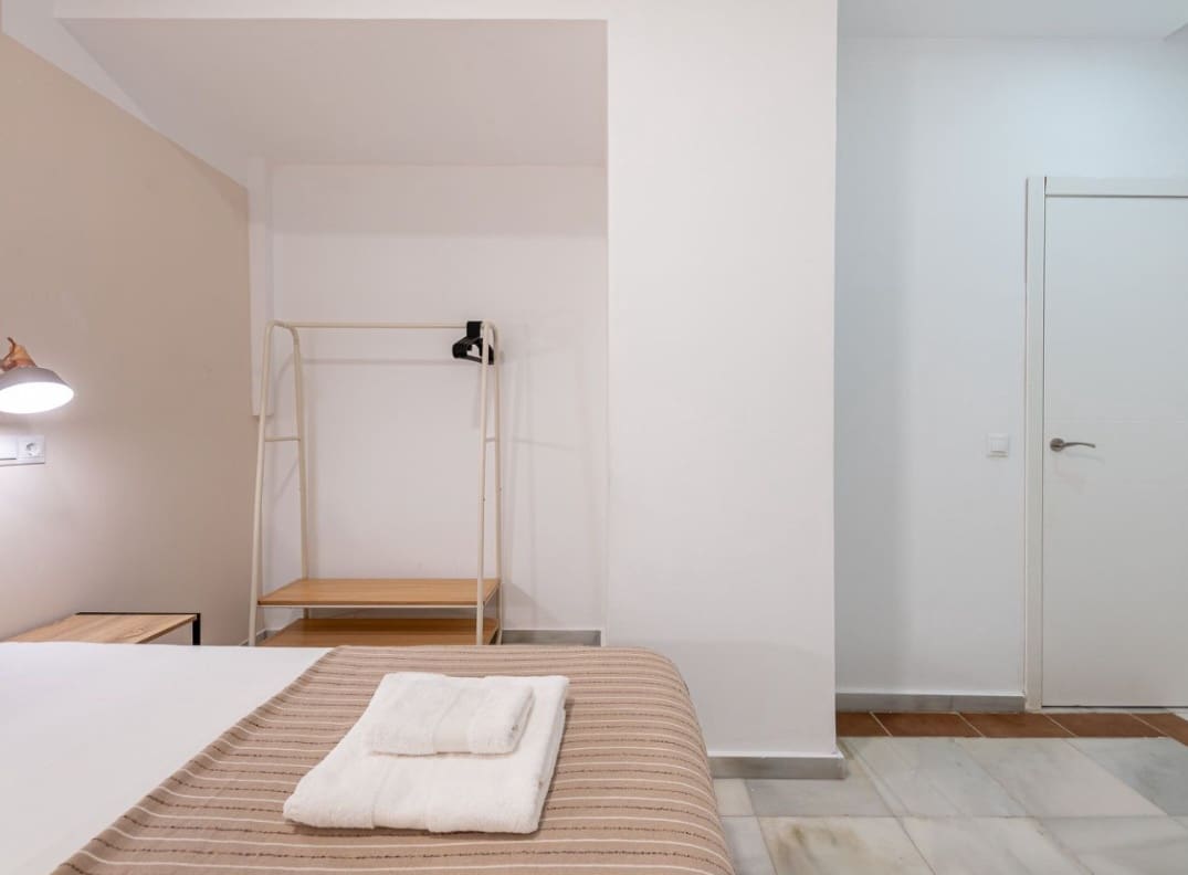 3 makuuhuone Ranta-asunto myytävänä paikassa Torremolinos - 347 000 € (Ref: 9898899)