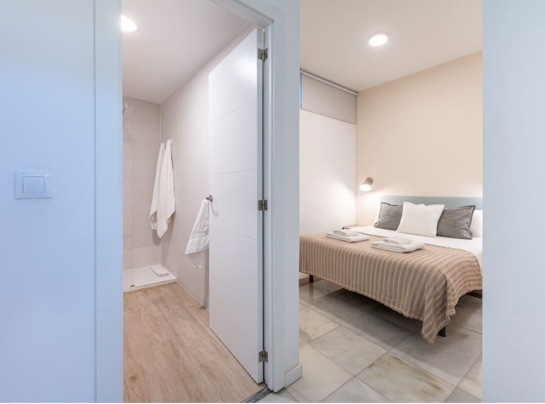 3 makuuhuone Ranta-asunto myytävänä paikassa Torremolinos - 347 000 € (Ref: 9898899)