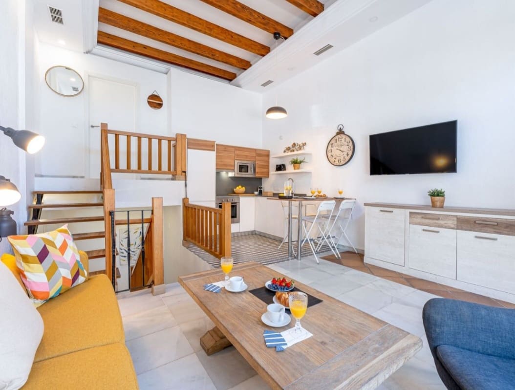 3 makuuhuone Ranta-asunto myytävänä paikassa Torremolinos - 347 000 € (Ref: 9898899)