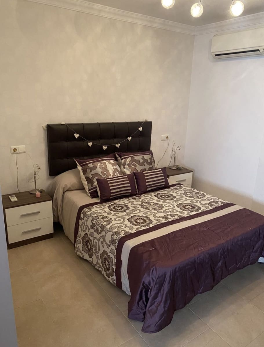 3 Zimmer Wohnung zu vermieten in Malaga Stadt - 1.400 € (Ref: 9898900)