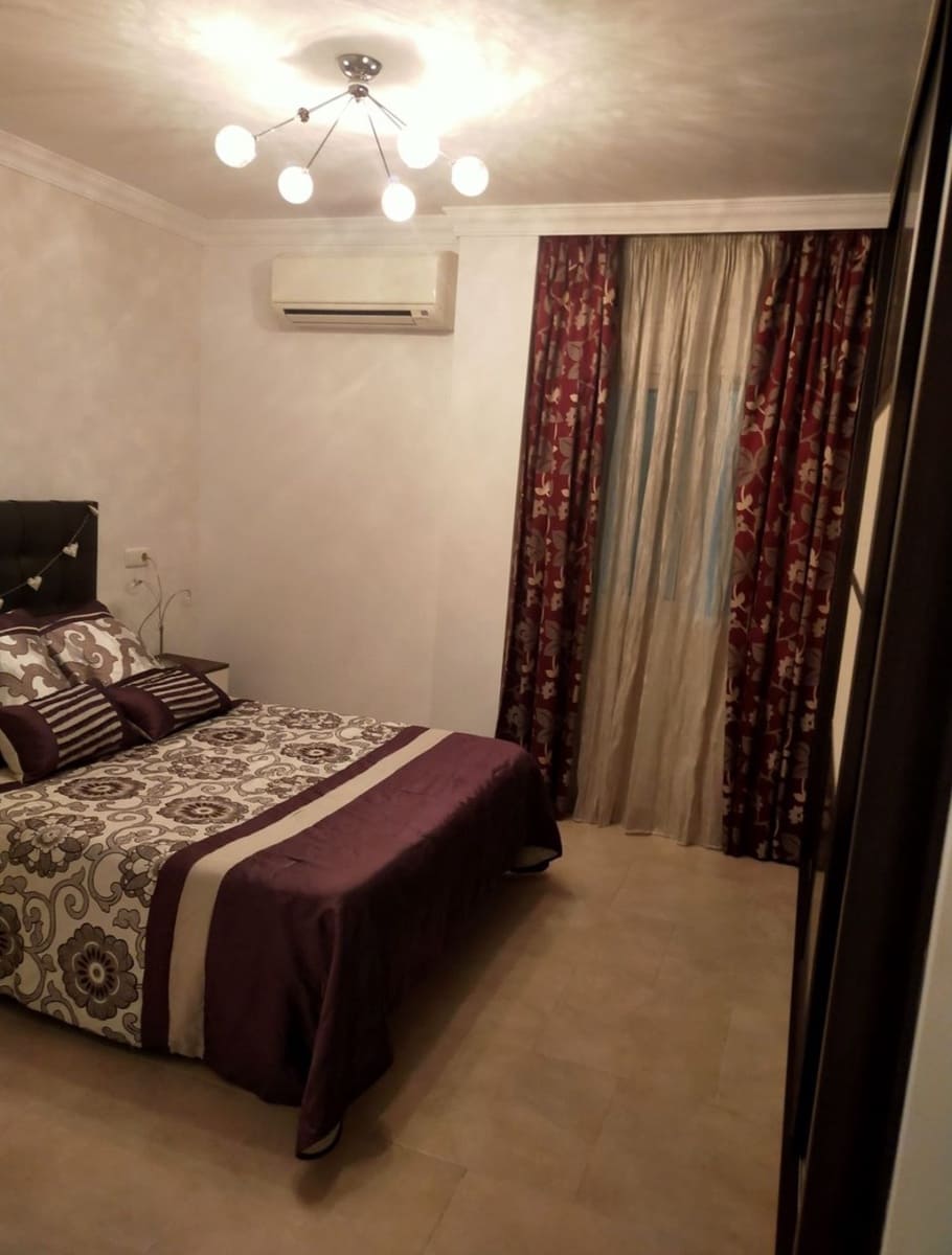 3 Zimmer Wohnung zu vermieten in Malaga Stadt - 1.400 € (Ref: 9898900)