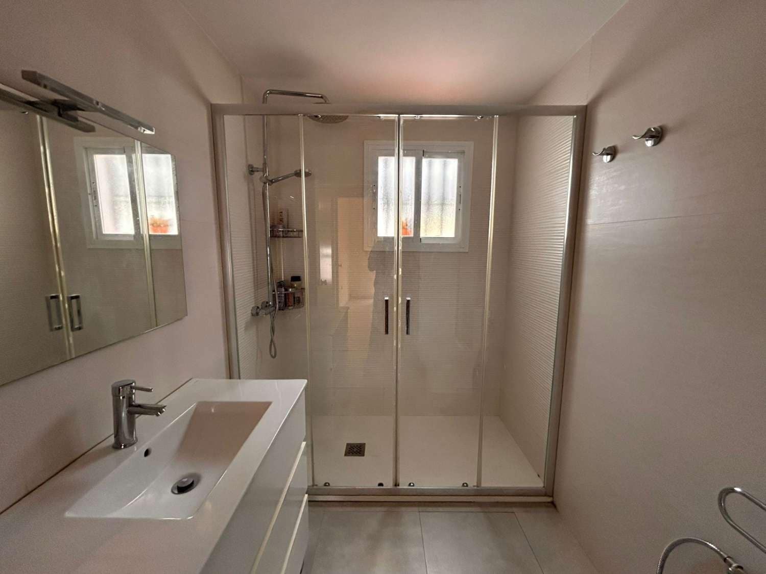 4 sovrum Radhus till salu i Alhaurin de la Torre med pool garage - 400 000 € (Ref: 9898901)