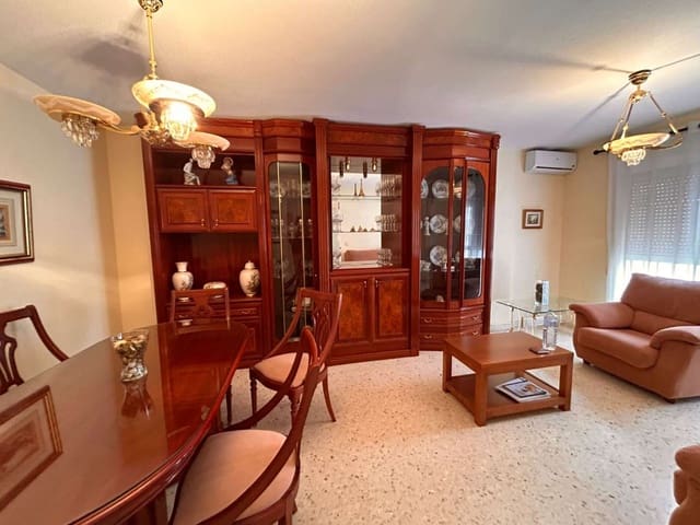 4 bedroom Terraced Villa for sale in Alhaurín de la Torre - € 400,000 (Ref: 9898901)