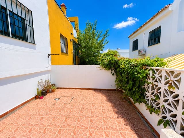 4 bedroom Terraced Villa for sale in Alhaurín de la Torre - € 400,000 (Ref: 9898901)