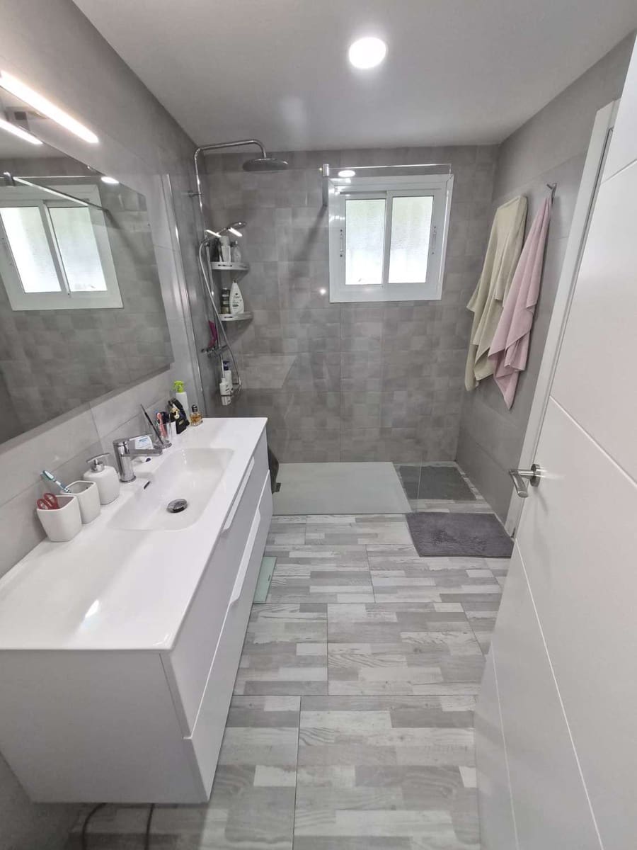 3 Zimmer Villa zu verkaufen in Cartama mit Pool Garage - 525.000 € (Ref: 9906810)