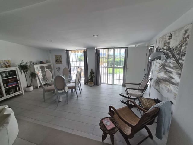 3 soverom Villa til salgs i Cártama med svømmebasseng garasje - € 525 000 (Ref: 9906810)