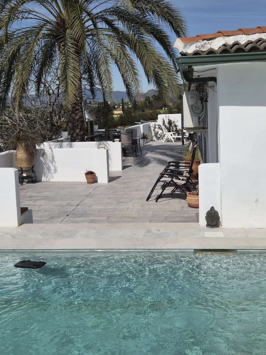 3 Zimmer Villa zu verkaufen in Cartama mit Pool Garage - 525.000 € (Ref: 9906810)