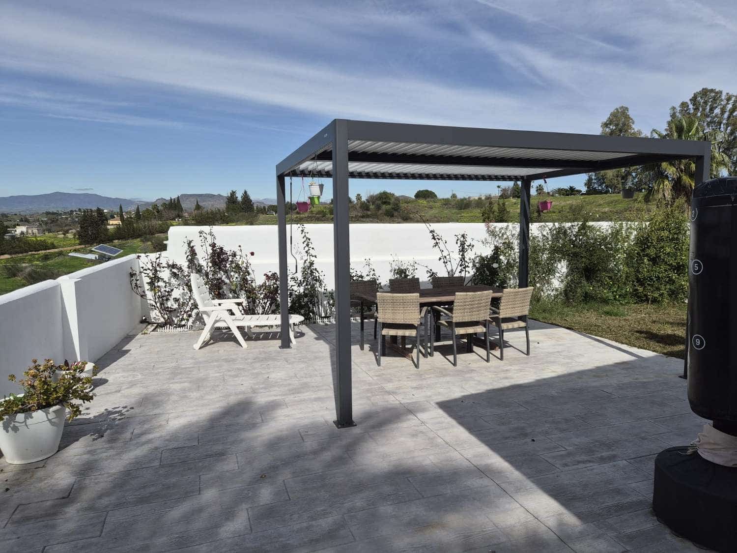 3 Zimmer Villa zu verkaufen in Cartama mit Pool Garage - 525.000 € (Ref: 9906810)